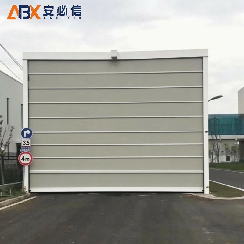 黄南藏族背带门